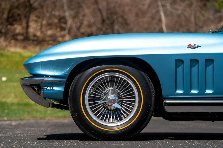 1965 Chevrolet Corvette C2 - Image 13 of 31