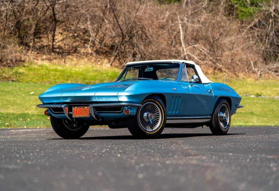1965 Chevrolet Corvette C2 - Image 17 of 31