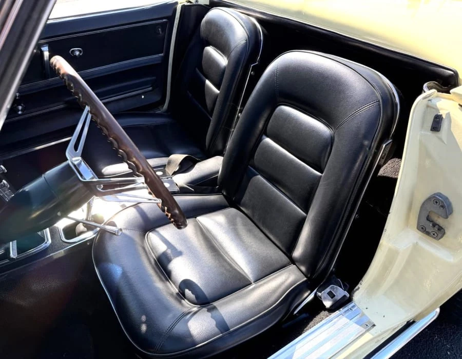 1965 Chevrolet Corvette C2 - Image 16 of 26