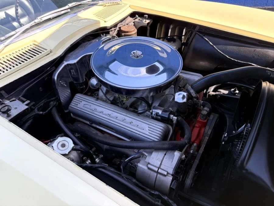1965 Chevrolet Corvette C2 - Image 24 of 26
