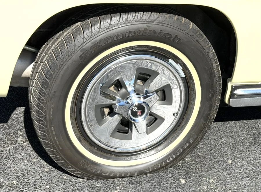 1965 Chevrolet Corvette C2 - Image 12 of 26