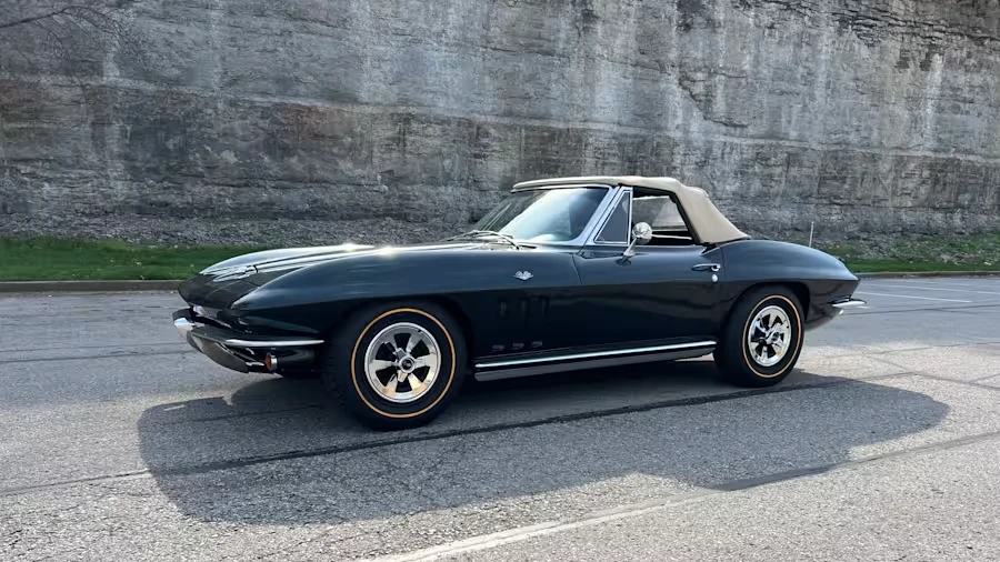 1965 Chevrolet Corvette C2 - Image 18 of 31