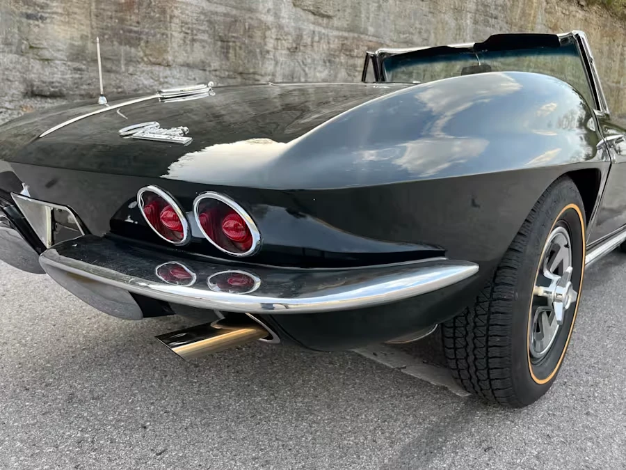 1965 Chevrolet Corvette C2 - Image 16 of 31