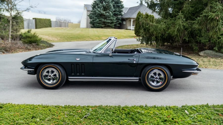 1965 Chevrolet Corvette C2 - Image 14 of 31