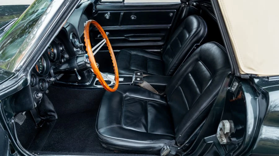 1965 Chevrolet Corvette C2 - Image 23 of 31
