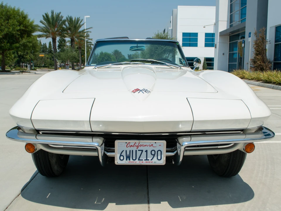 1965 Chevrolet Corvette C2 - Image 11 of 31