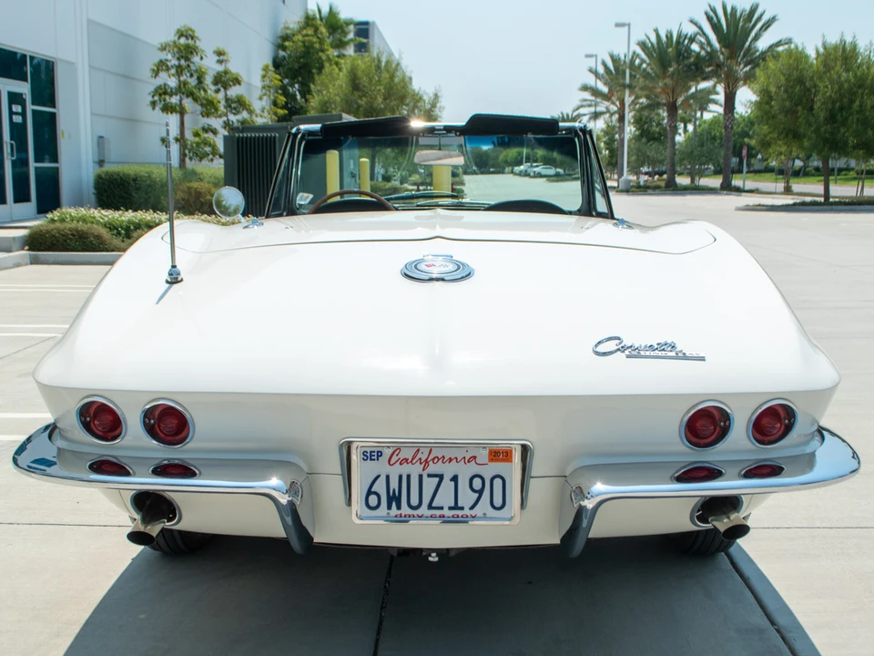 1965 Chevrolet Corvette C2 - Image 7 of 31