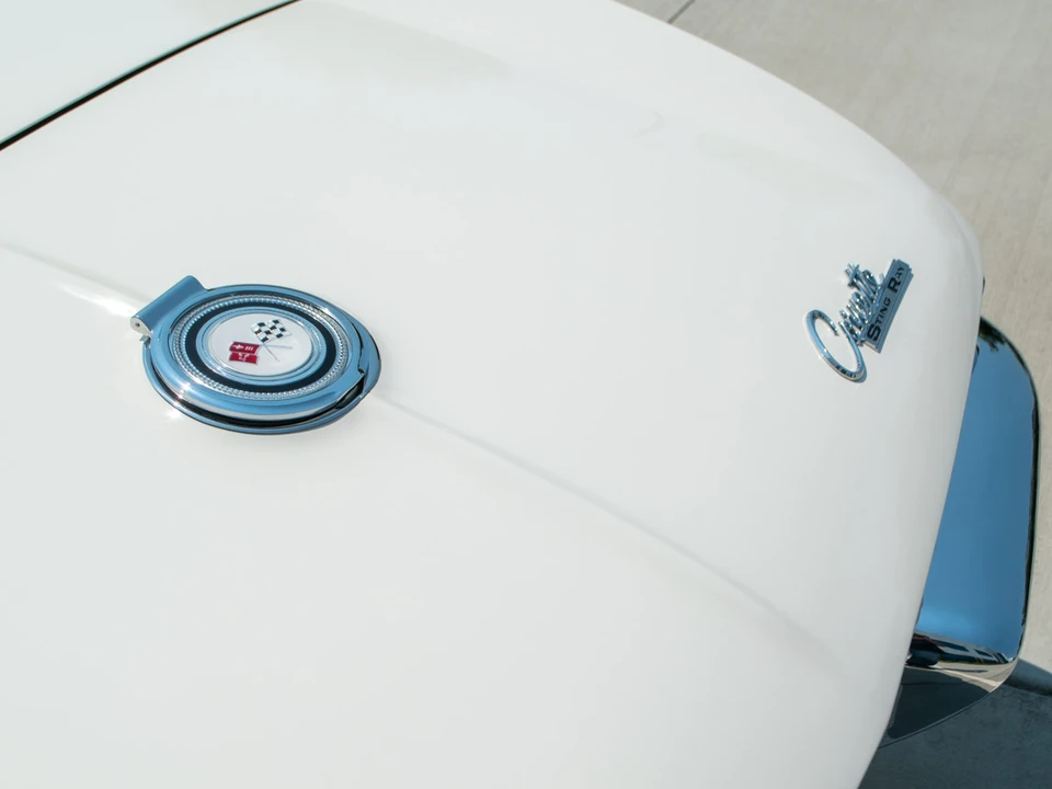 1965 Chevrolet Corvette C2 - Image 19 of 31