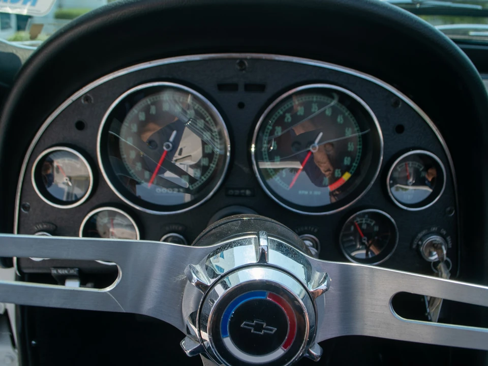 1965 Chevrolet Corvette C2 - Image 31 of 31