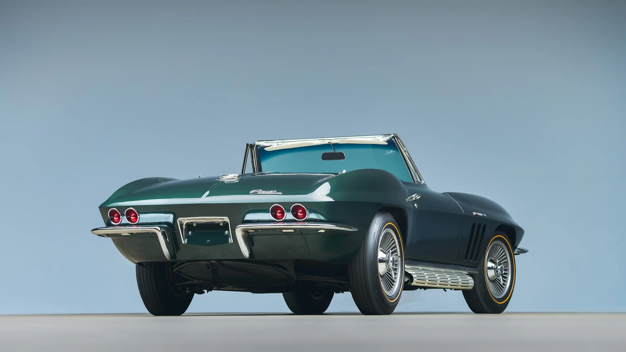 1965 Chevrolet Corvette C2 - Image 14 of 31