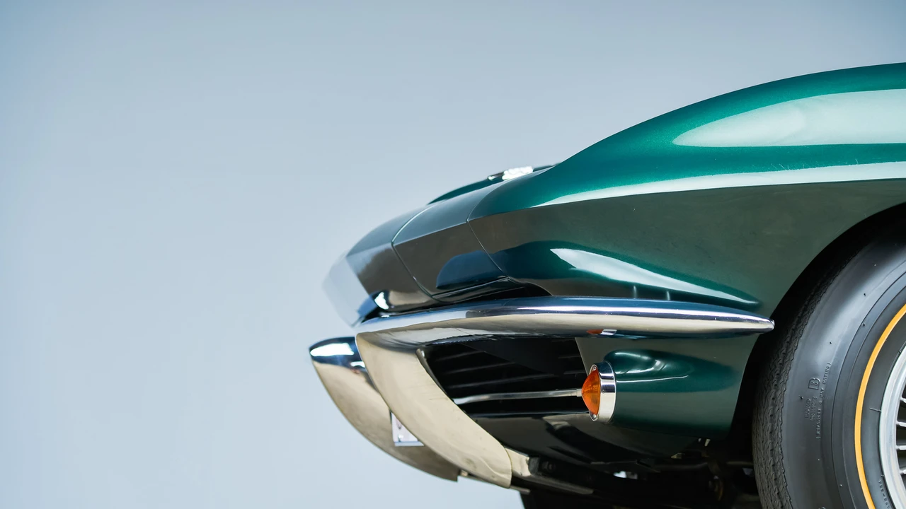 1965 Chevrolet Corvette C2 - Image 17 of 31