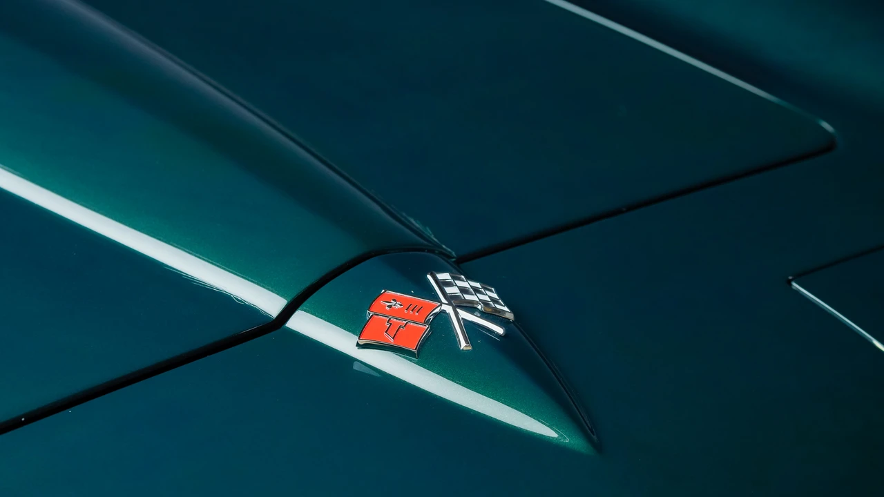 1965 Chevrolet Corvette C2 - Image 26 of 31