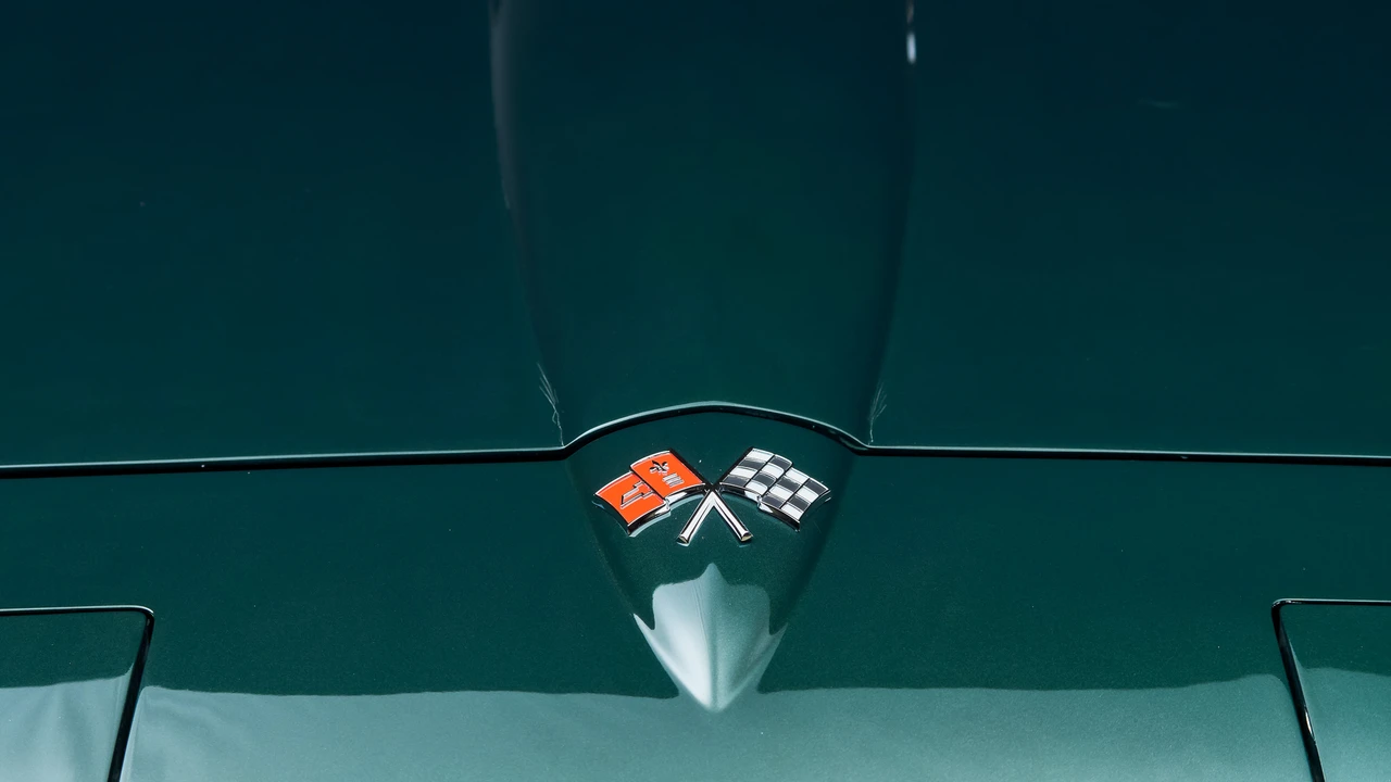 1965 Chevrolet Corvette C2 - Image 27 of 31