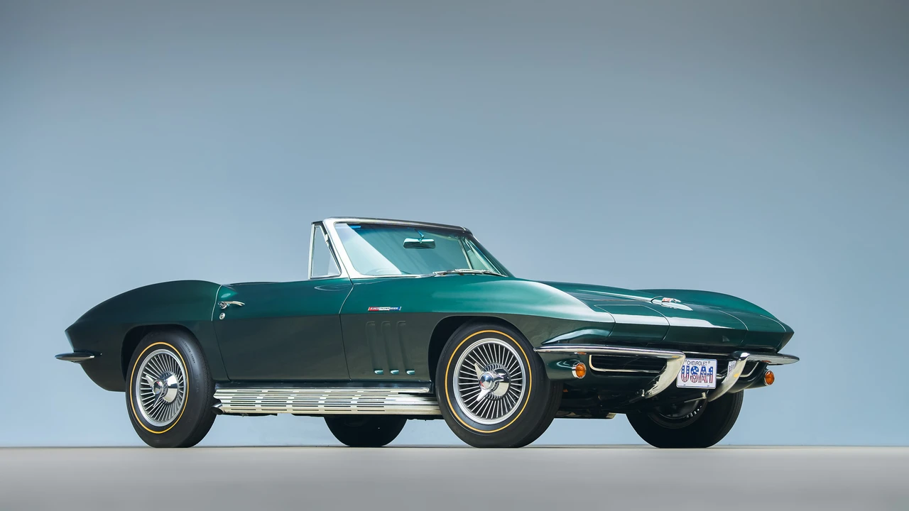 1965 Chevrolet Corvette C2 - Image 7 of 31