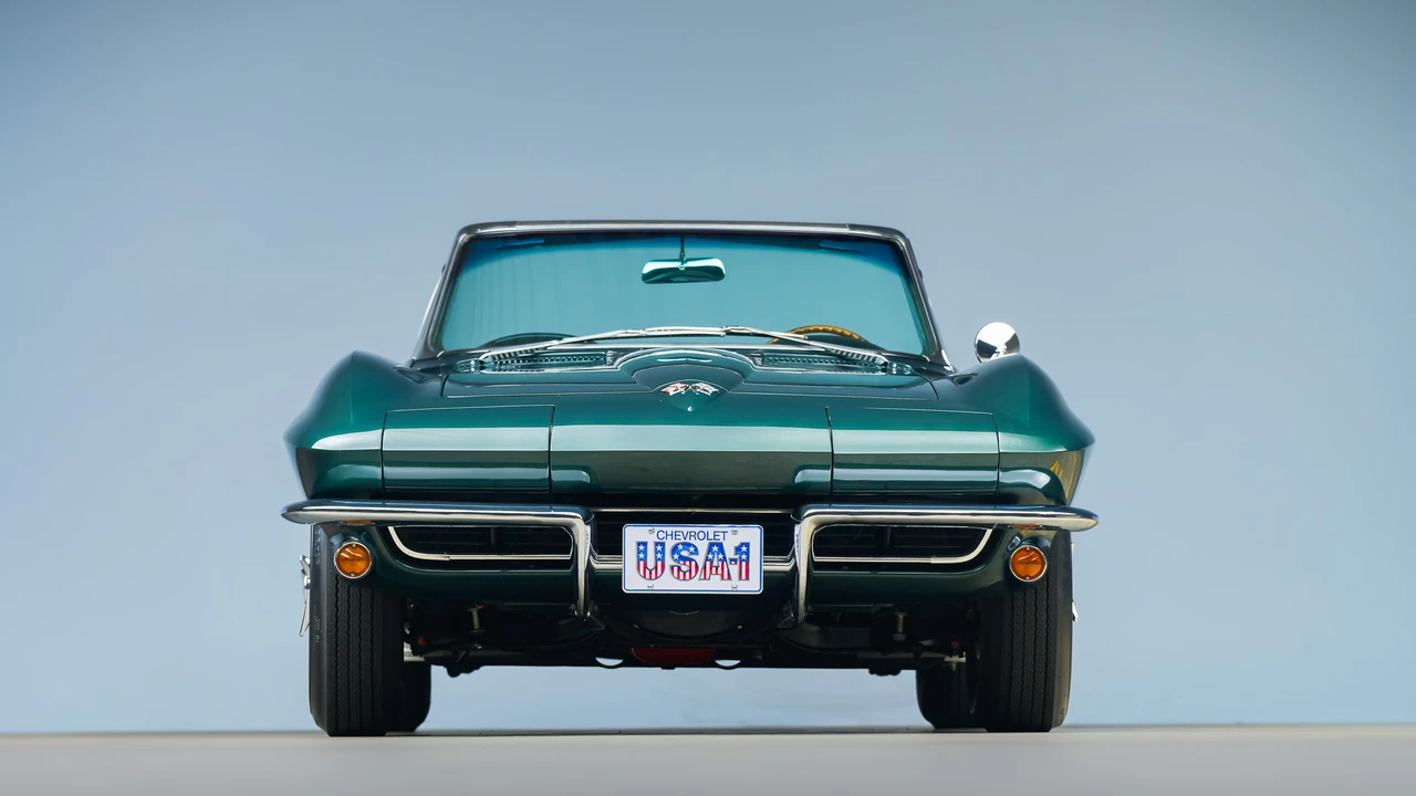 1965 Chevrolet Corvette C2 - Image 8 of 31