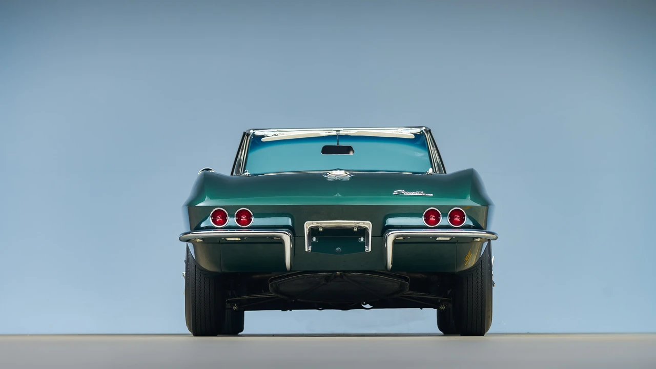 1965 Chevrolet Corvette C2 - Image 12 of 31