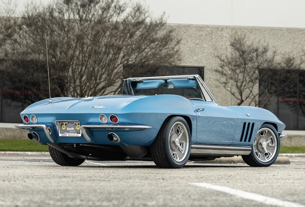 1965 Chevrolet Corvette C2 - Image 8 of 12