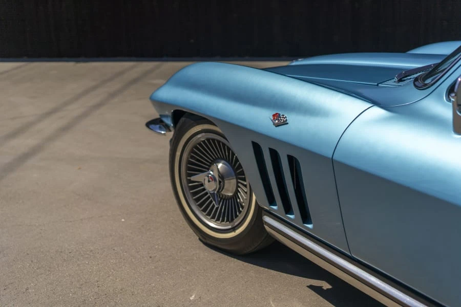 1965 Chevrolet Corvette C2 - Image 16 of 31