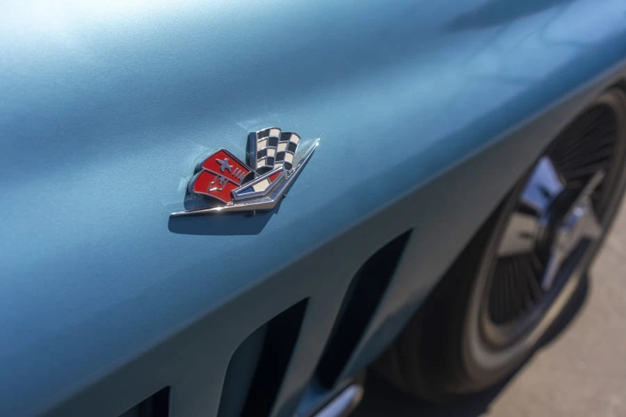 1965 Chevrolet Corvette C2 - Image 13 of 31