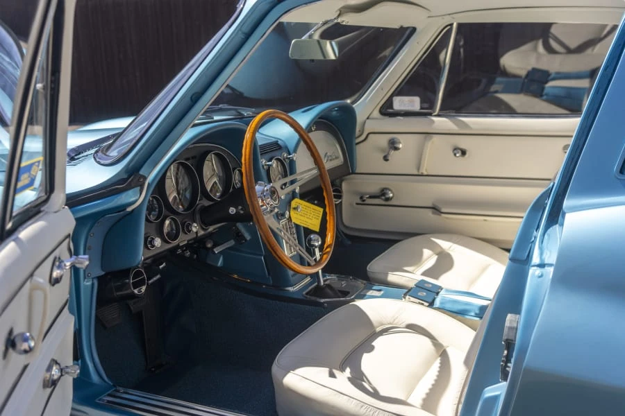 1965 Chevrolet Corvette C2 - Image 30 of 31