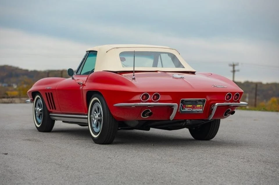 1965 Chevrolet Corvette C2 - Image 16 of 20