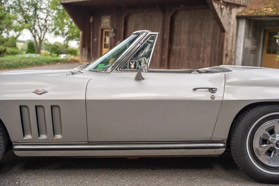 1965 Chevrolet Corvette C2 - Image 12 of 20