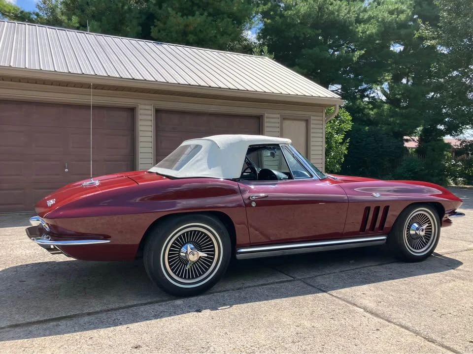 1965 Chevrolet Corvette C2 - Image 10 of 19
