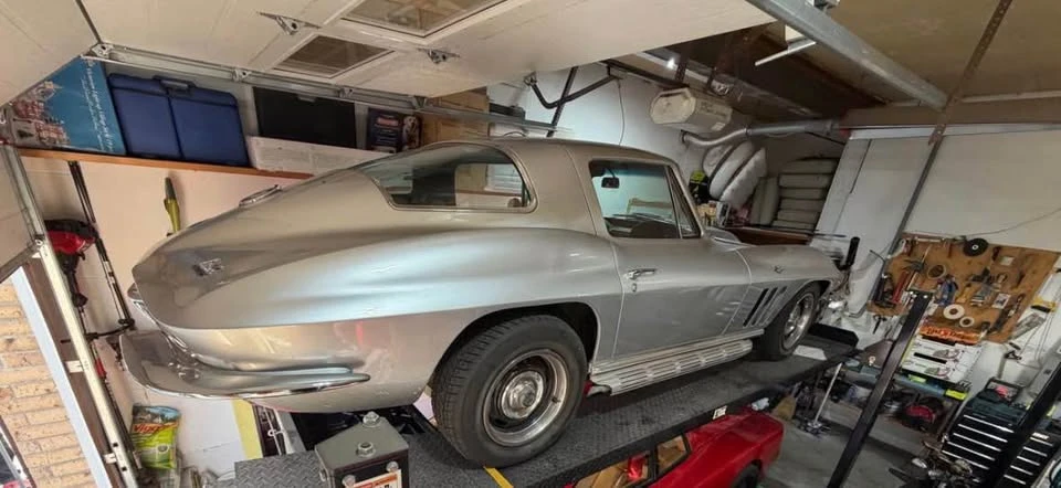 1965 Chevrolet Corvette C2 - Image 3 of 12