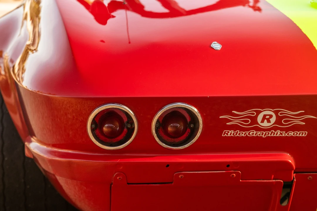 1965 Chevrolet Corvette C2 - Image 23 of 31