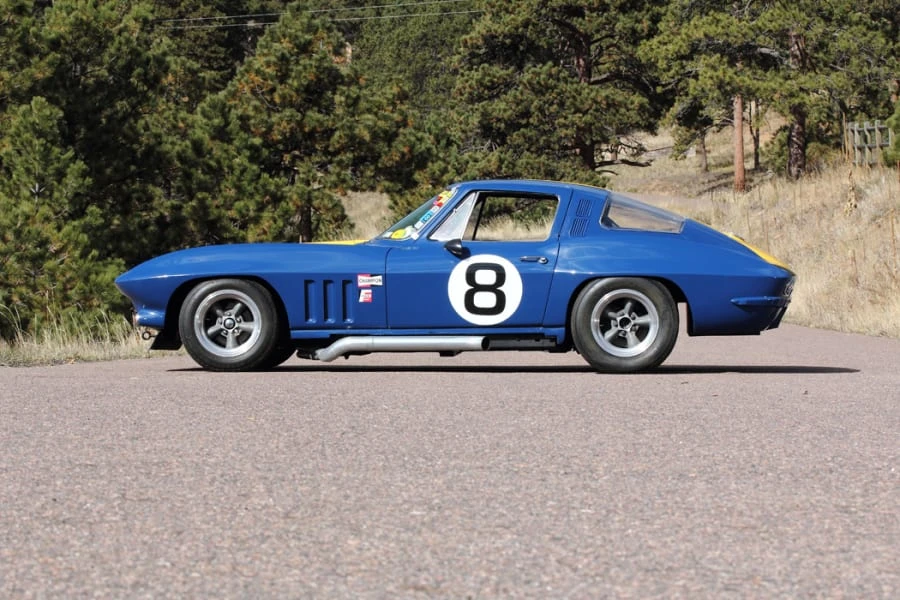 1965 Chevrolet Corvette C2 - Image 2 of 12