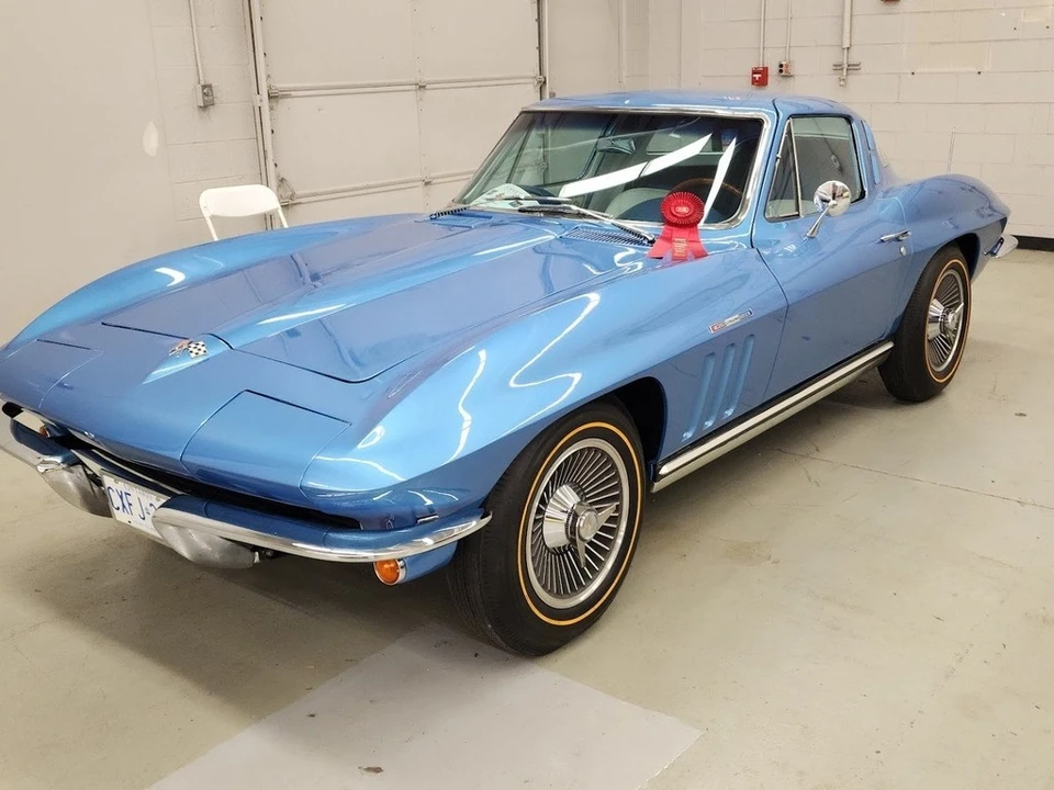 1965 Chevrolet Corvette C2 - Image 4 of 21