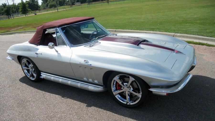 1965 Chevrolet Corvette C2 - Image 8 of 8