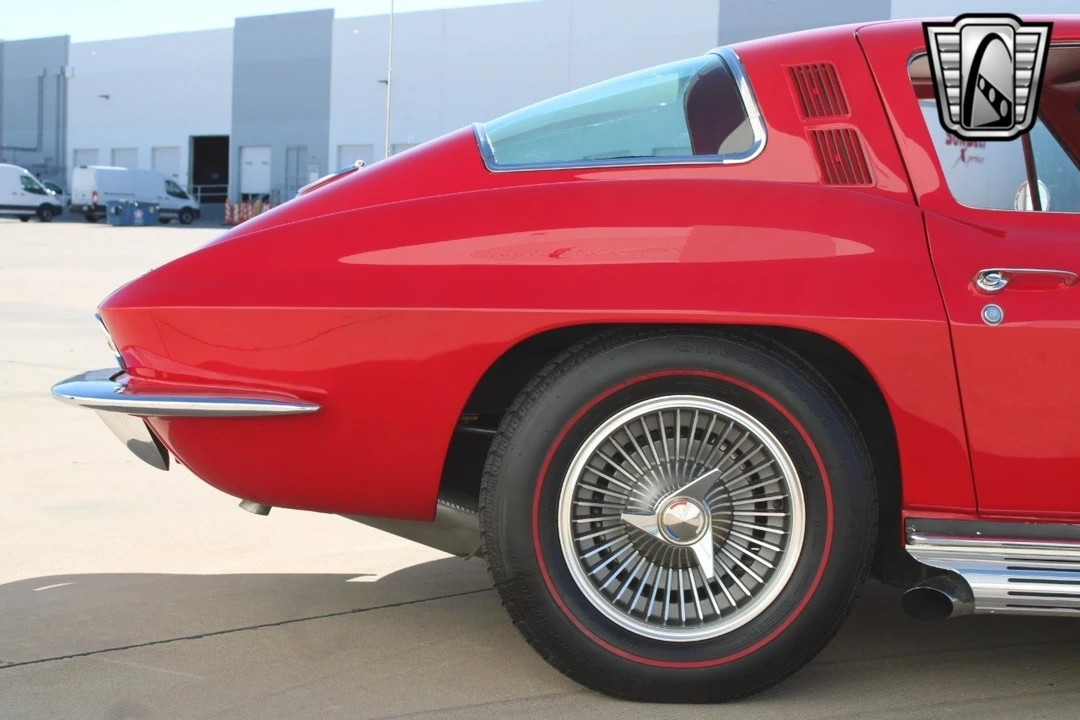 1965 Chevrolet Corvette C2 - Image 8 of 21