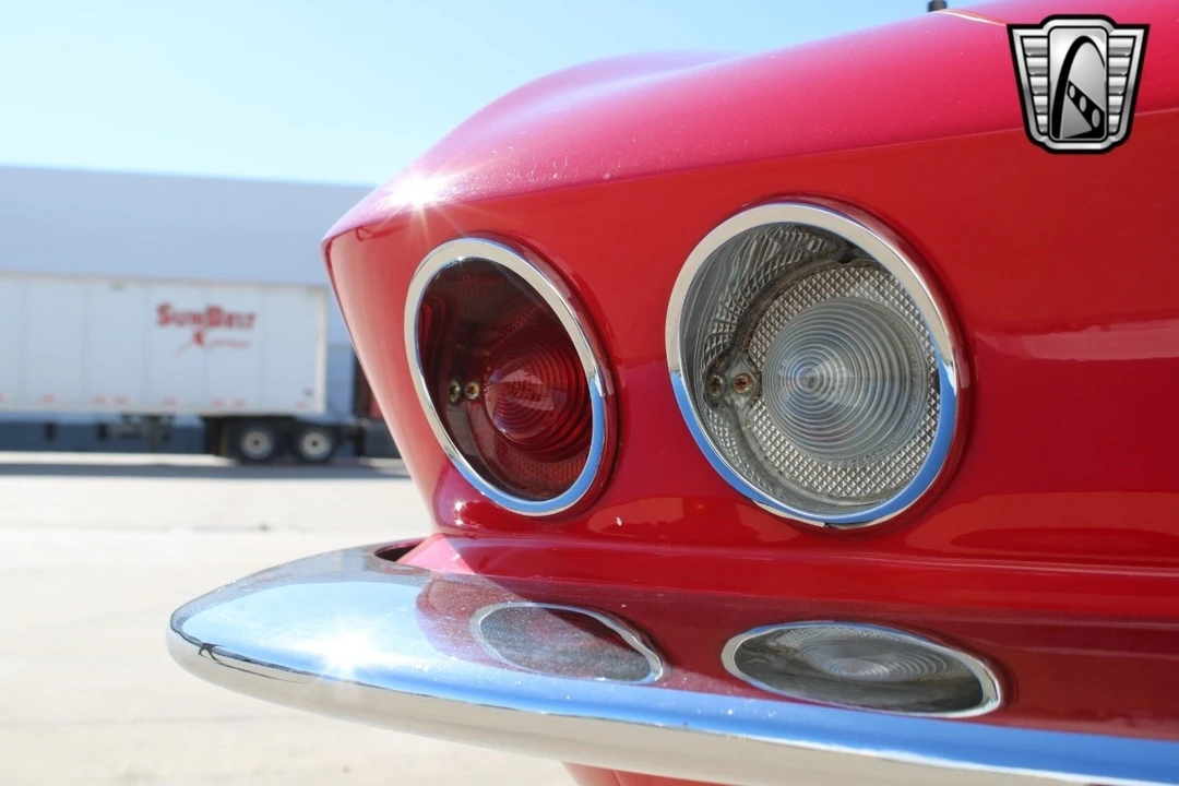 1965 Chevrolet Corvette C2 - Image 13 of 21