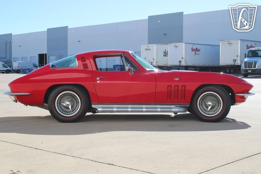 1965 Chevrolet Corvette C2 - Image 20 of 21