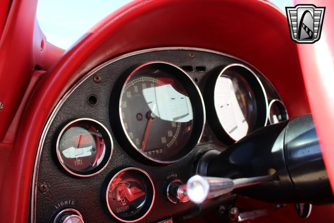 1965 Chevrolet Corvette C2 - Image 16 of 21