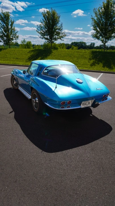 1965 Chevrolet Corvette C2 - Image 19 of 21