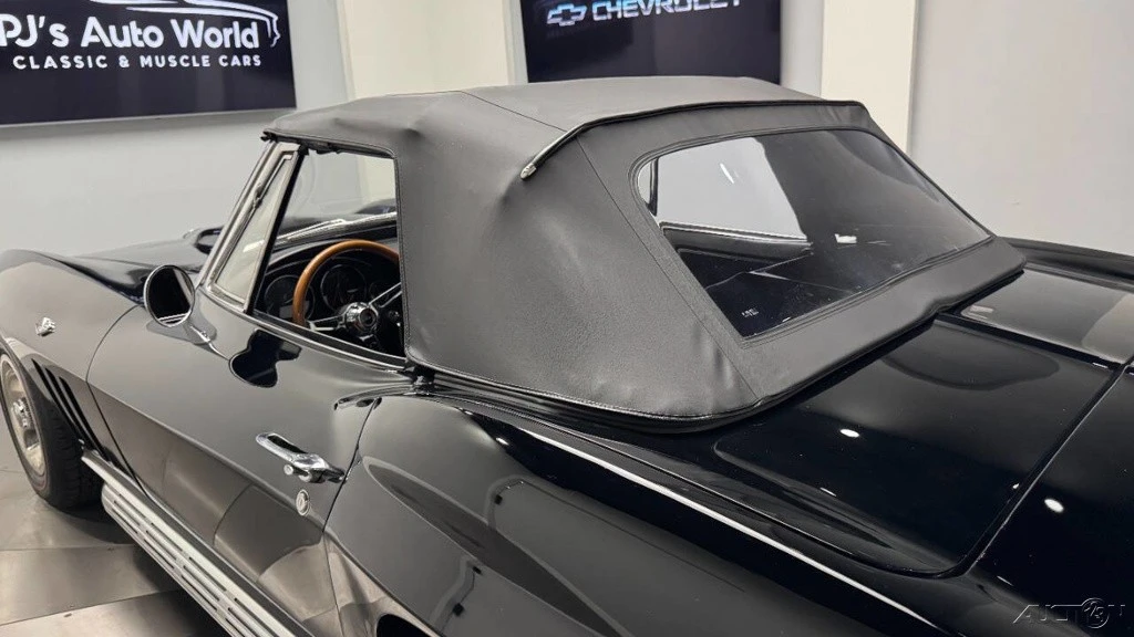 1965 Chevrolet Corvette C2 - Image 20 of 24