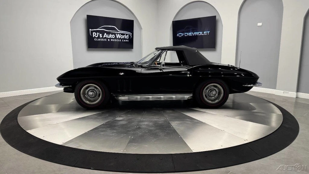 1965 Chevrolet Corvette C2 - Image 2 of 24