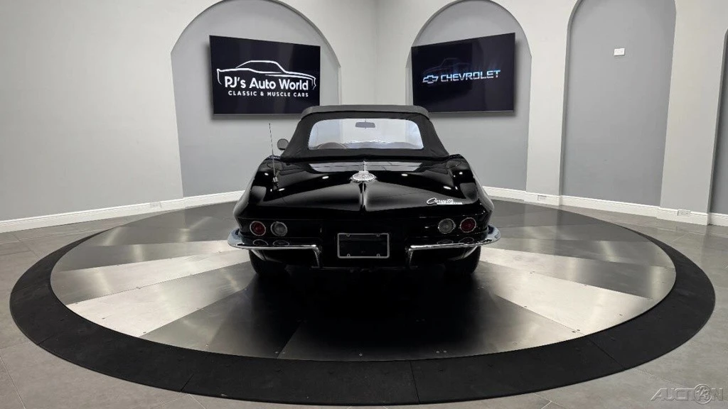 1965 Chevrolet Corvette C2 - Image 16 of 24