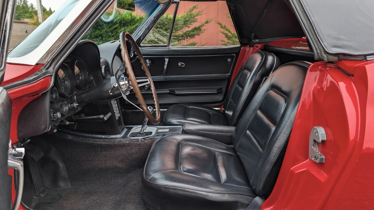 1965 Chevrolet Corvette C2 - Image 12 of 25