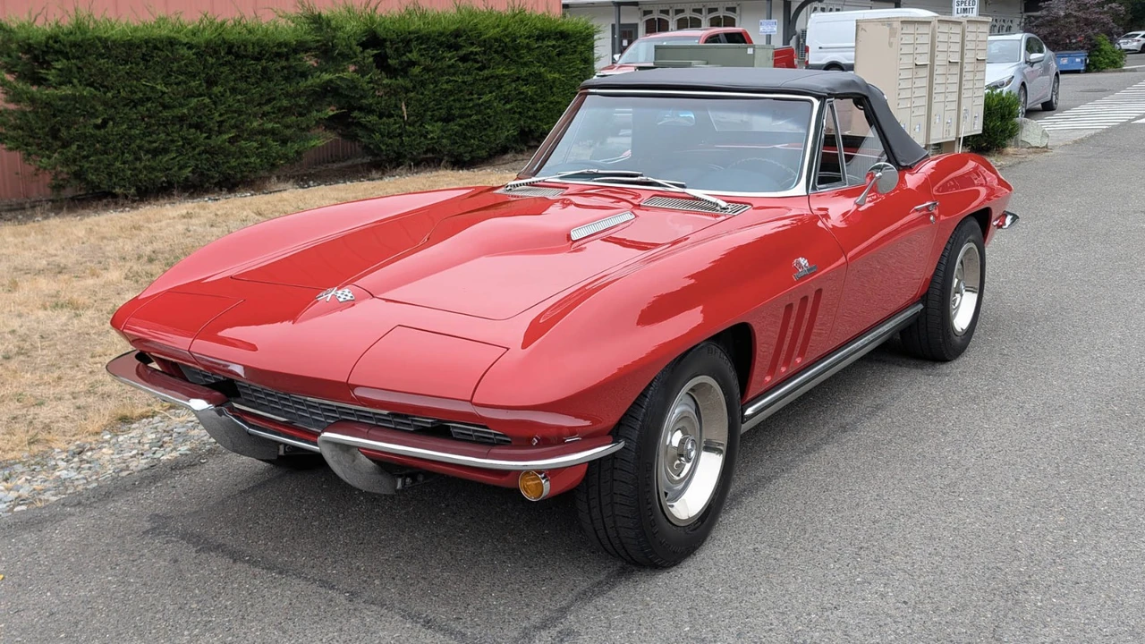 1965 Chevrolet Corvette C2 - Image 5 of 25