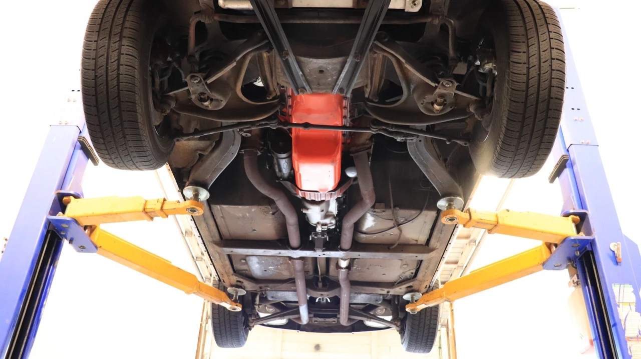 1965 Chevrolet Corvette C2 - Image 25 of 25