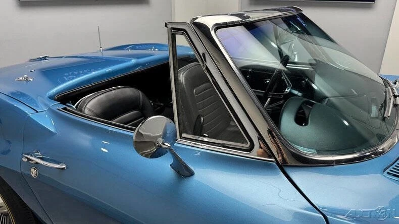 1965 Chevrolet Corvette C2 - Image 14 of 21