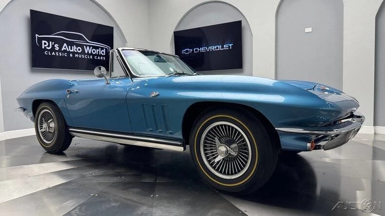 1965 Chevrolet Corvette C2 - Image 12 of 21