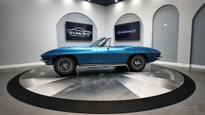 1965 Chevrolet Corvette C2 - Image 4 of 21