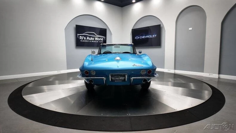 1965 Chevrolet Corvette C2 - Image 19 of 21