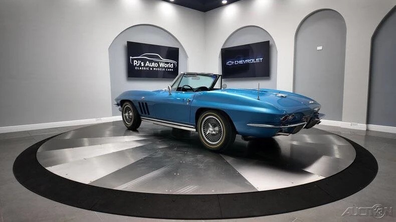 1965 Chevrolet Corvette C2 - Image 5 of 21