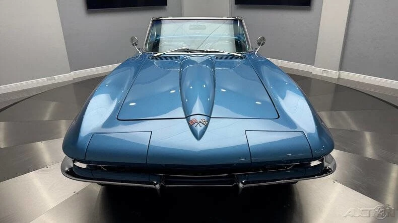 1965 Chevrolet Corvette C2 - Image 10 of 21