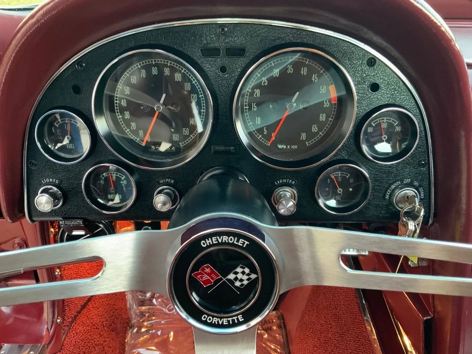 1965 Chevrolet Corvette C2 - Image 22 of 31